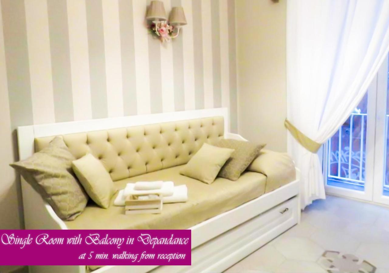 Bed & Breakfast Medea Couette-café 2*